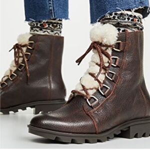 SOREL Phoenix Short Lace Up Boots Burro Brown